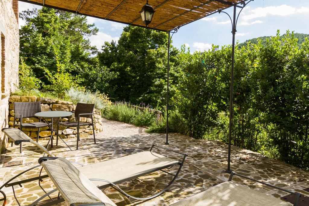 Готель Borgo Di Carpiano Mengara Екстер'єр фото